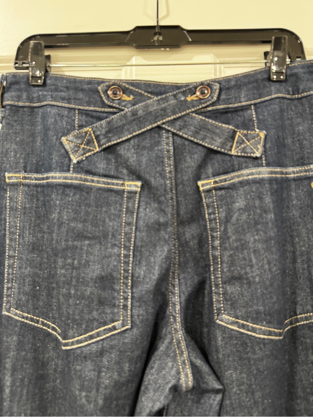 Pilcro Wide-Leg Dark Blue Denim Jeans with Contrast Stitching - Picture 3 of 5